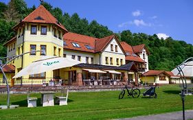 Hotel Julianin Dvor
